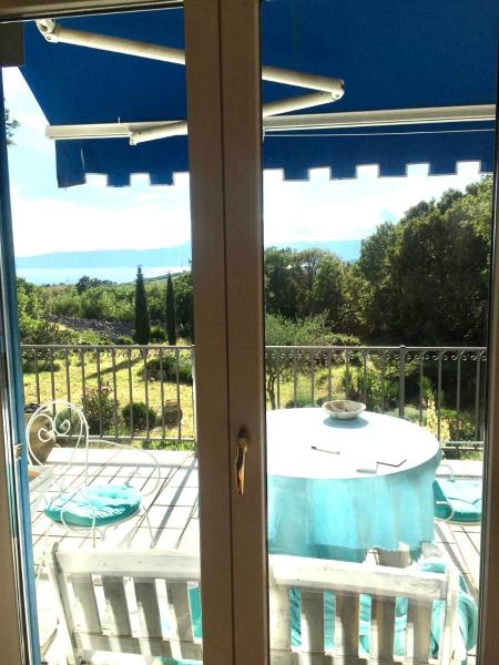 På bilden syns objektet House Marante Rijeka Krk Crikvenica som ligger i staden Meja Gaj.
