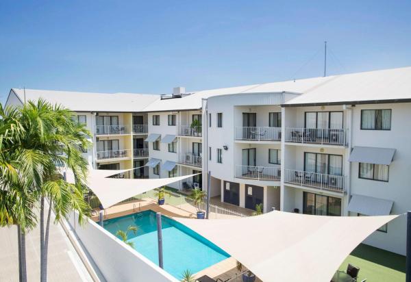 Na zdjęciu widoczny jest obiekt Metro Advance Apartments & Hotel położony w mieście Darwin.