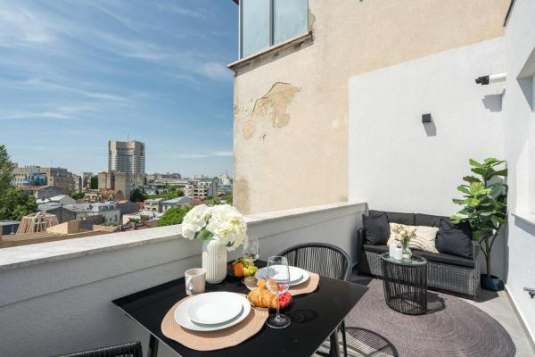 Charming Central Apartment - Netflix + Balcony, Bukarest