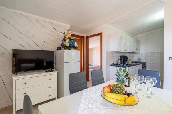 På billedet ses objektet Luxury and Comfort in a Sea View Apartment beliggende i byen Fasana.