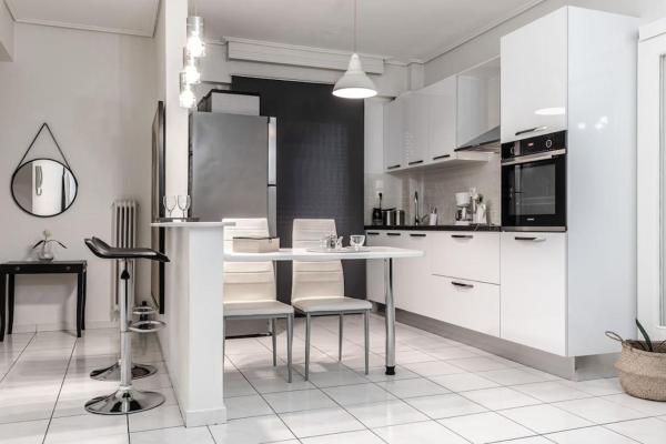 A la foto es mostra l'objecte Thanos Luxury home situat a la ciutat de Volos.