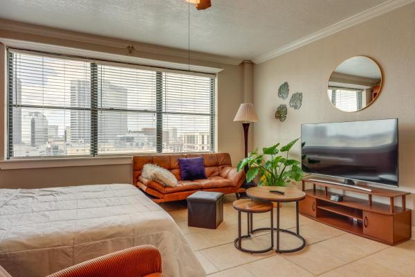 Nella foto è visibile l'oggetto Downtown Jacksonville Studio w/ City Views! situato nella città di Jacksonville.