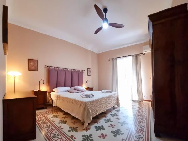 A la foto es mostra l'objecte Dimora Ventimiglia situat a la ciutat de Cefalù.