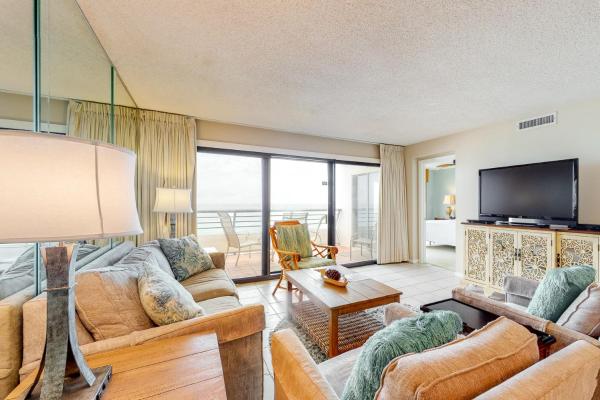 A la foto es mostra l'objecte Emerald Towers 605 situat a la ciutat de Destin.