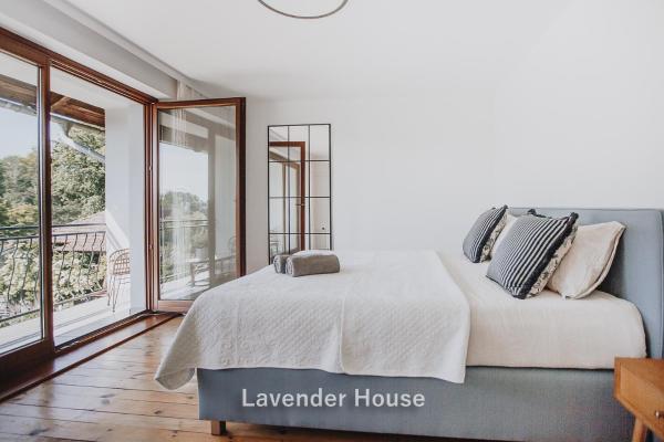 A la foto es mostra l'objecte Lavender House situat a la ciutat de Osieki.