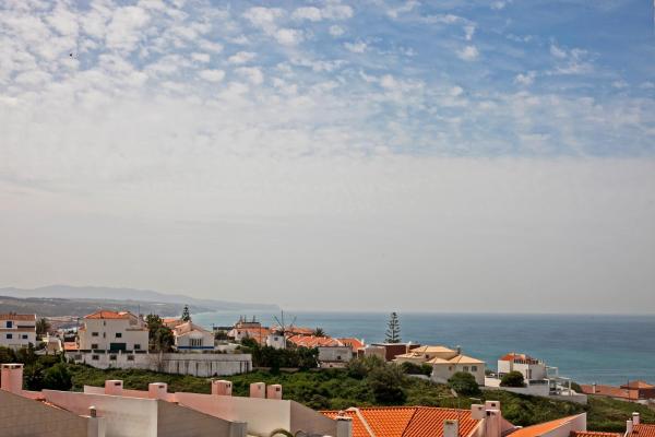 A la foto es mostra l'objecte Ericeira Chill Hill Hostel & Private Rooms situat a la ciutat de Ericeira.