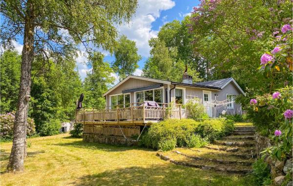 La photo montre l'objet Cozy Home In Aplared With Wifi situé dans la ville de Aplared.