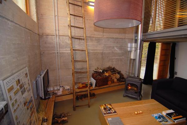 Na zdjęciu widoczny jest obiekt Loft Rural Cirueches 19 położony w mieście Imón.