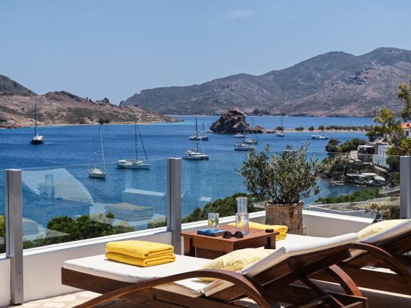 写真にはパトモス市にあるThe Petra, Small Luxury Hotels of the Worldが写っています。