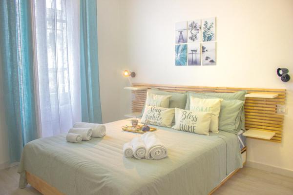 写真にはアルゲーロ市にあるFelacrì Holiday Homeが写っています。