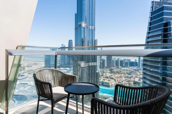 Na fotografii je vidět objekt Vacay Lettings - Burj Vista high floor Burj Khalifa & Fountain view nacházející se ve městě Dubaj.