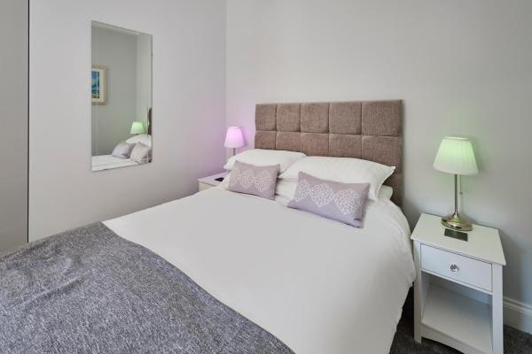 Foto 4: Host & Stay - Brooklands Timeless