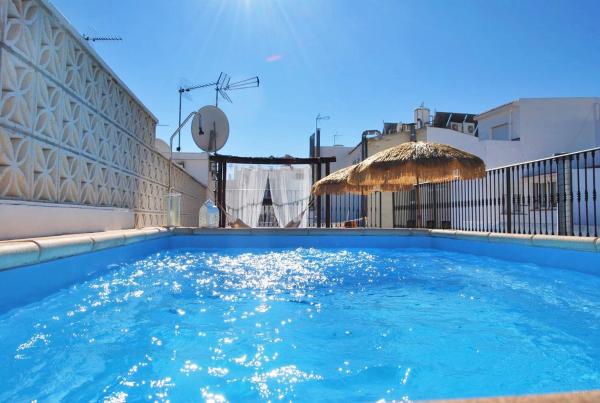 Na fotografii je vidět objekt AP317 - Casa Aileen nacházející se ve městě Nerja.