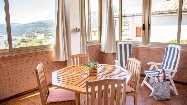 A la foto es mostra l'objecte Casa Doramar, wi-fi air-con IUN R3634 situat a la ciutat de Cala Gonone.