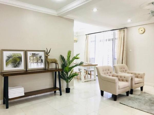A la foto es mostra l'objecte Family 4BR Landed House @ SPICE ARENA situat a la ciutat de Bayan Lepas.
