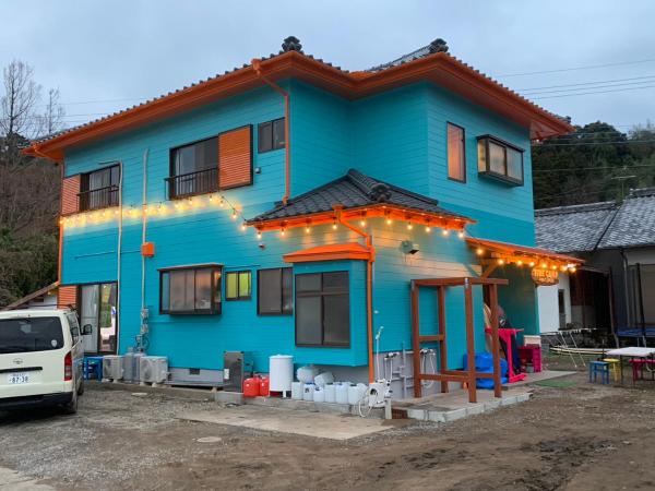 Na fotografii je vidět objekt Finecamp Guesthouse and Surf nacházející se ve městě Mijazaki.