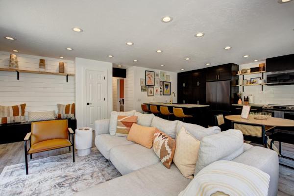 Foto 4: Off-Broadway - Modern woutdoor haven