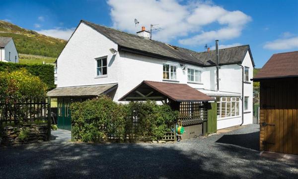 A la foto es mostra l'objecte Reston Mill at Staveley Nr Windermere situat a la ciutat de Staveley.