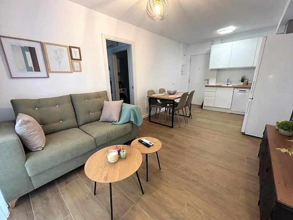 Na fotografii je vidět objekt Apartment Nerja Caribe nacházející se ve městě Nerja.