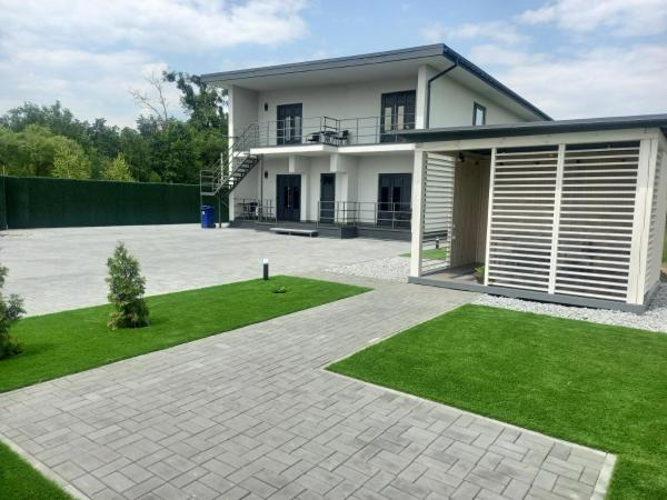 The photo shows the apartments Best time to rest located in the city of Berezyna.