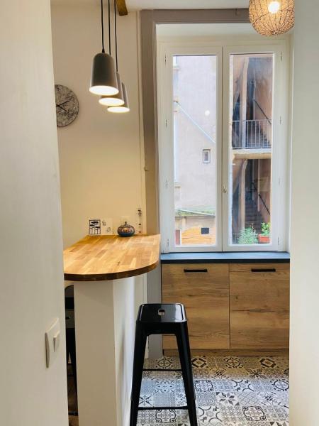 The Little Pierre - apartment Terreaux Croix Rousse, Лион