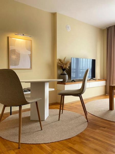 Etern Stays IEG - Pristine Apartment, Priština