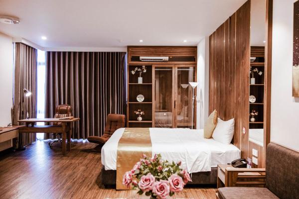 写真にはKiều Sơn市にあるIRIS Hotel Hải Phòngが写っています。