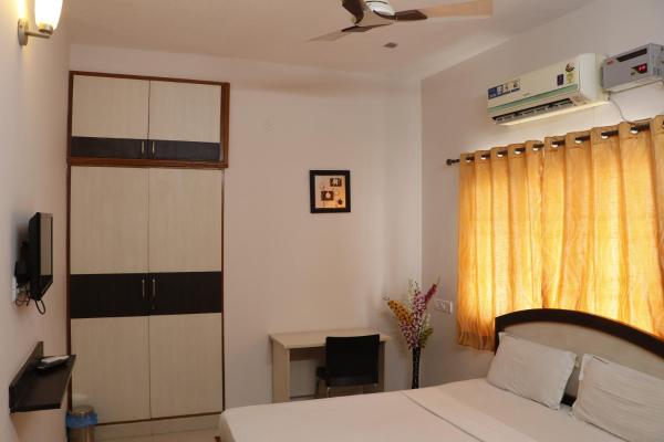 A la foto es mostra l'objecte FIESTA HOUSE Pallikaranai situat a la ciutat de Chennai.