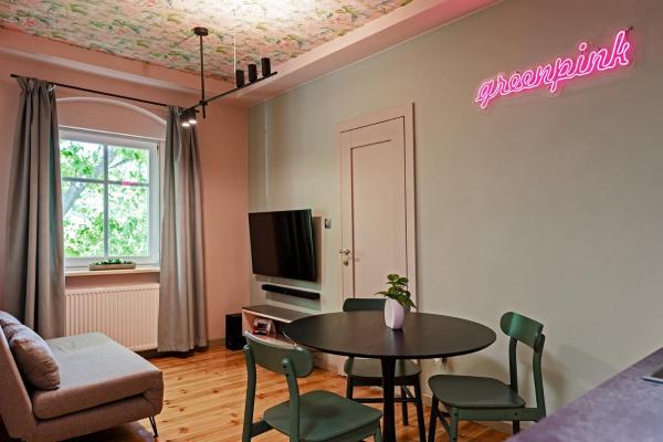W12 Home Station - Apartement Greenpink - Oder