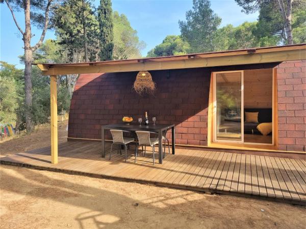 Nella foto è visibile l'oggetto Bungalow Nomad Harmonia situato nella città di L'Escala.