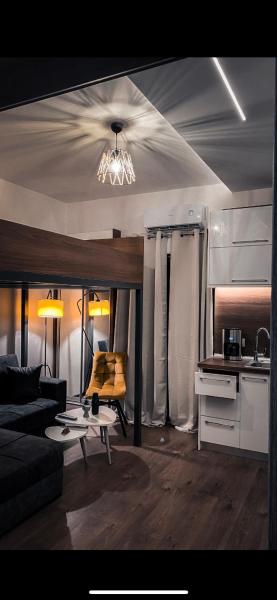 A la foto es mostra l'objecte Modern Tiny House in Volos situat a la ciutat de Volos.