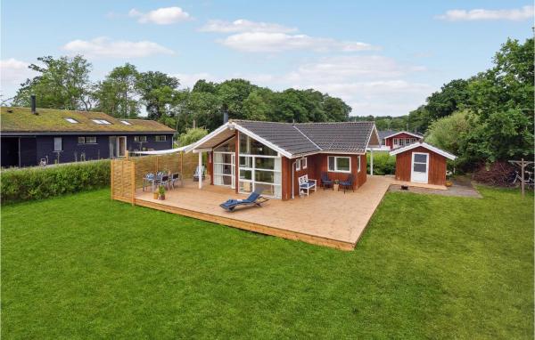 På bilden syns objektet Stunning Home In Haderslev With Wifi som ligger i staden Haderslev.