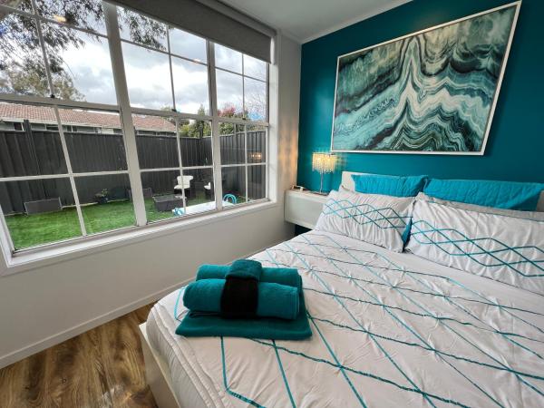 Фотография 4: Tiny House in Belconnen 1BR Self Contained Complete Home Filtration as seen on The Block Phillip Island Wine