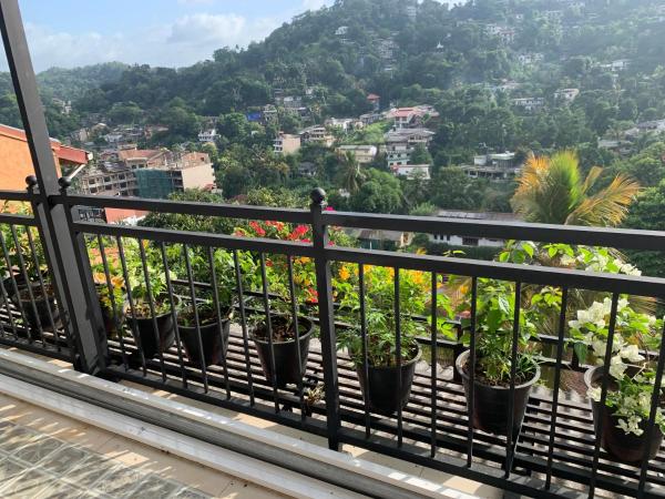 Na fotografii je vidět objekt Luxury apartment The Walkers Nest nacházející se ve městě Kandy.