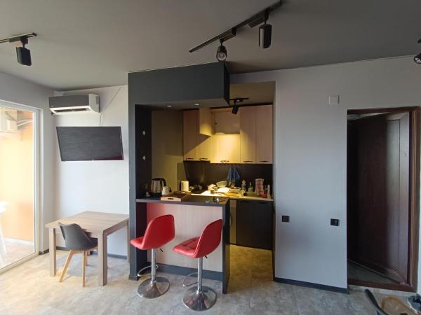Na zdjęciu widoczny jest obiekt Crimson Serenity Appartment położony w mieście Ureki.