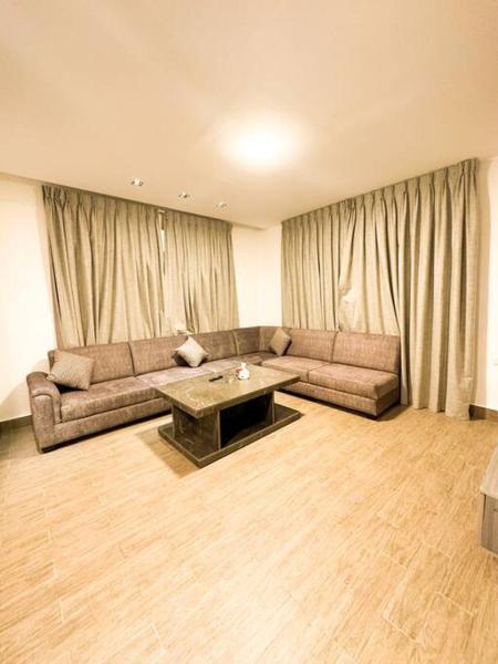 På bilden syns objektet central apartment for rent 30 som ligger i staden Umm Uthainah.