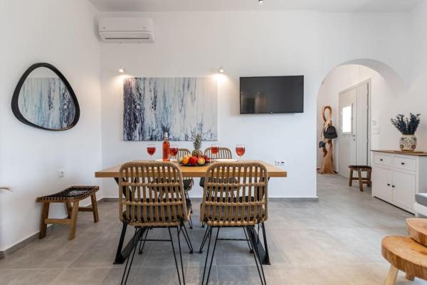 Cycladic ΦΩΣ - Naxos
