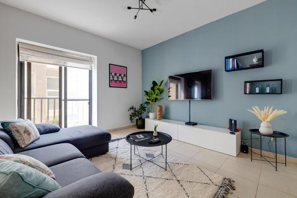Seaside Bliss - 3br Holiday Apartment Sliema - Valletta