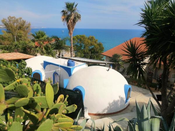 A la foto es mostra l'objecte Oasi Sul Mare - Bungalow a 120m dalla spiaggia situat a la ciutat de Sciacca.