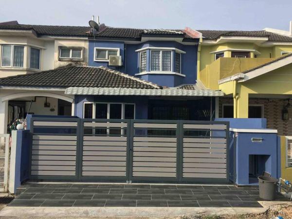 Fotografia 8: 4BR Landed House Bandar Baru Bangi - All bedrooms AC, Wi-Fi