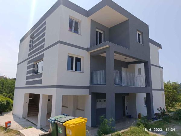 På billedet ses objektet Apartment Lopar, Primorje-Gorski Kotar 4 beliggende i byen Lopar.