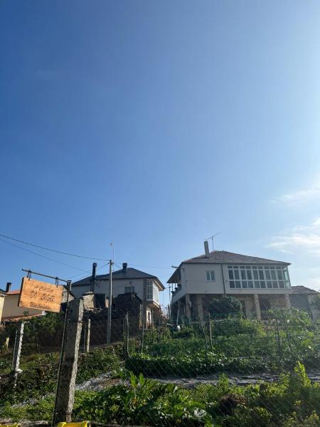 A la foto es mostra l'objecte A CASA DO LUGAR situat a la ciutat de Paradela.