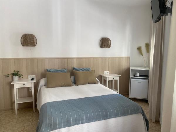 La photo montre l'objet Hostal Andalucia situé dans la ville de Nerja.