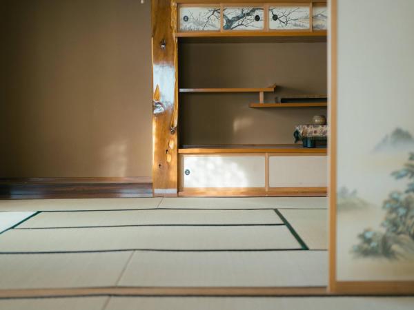 Bild 4: やまやどり 一軒家の2階を貸切でご利用いただける個室宿