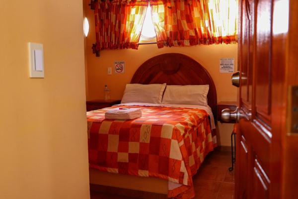 The photo shows the HOTEL MIGUEL ÁNGEL located in the city of Tezontepec de Aldama.