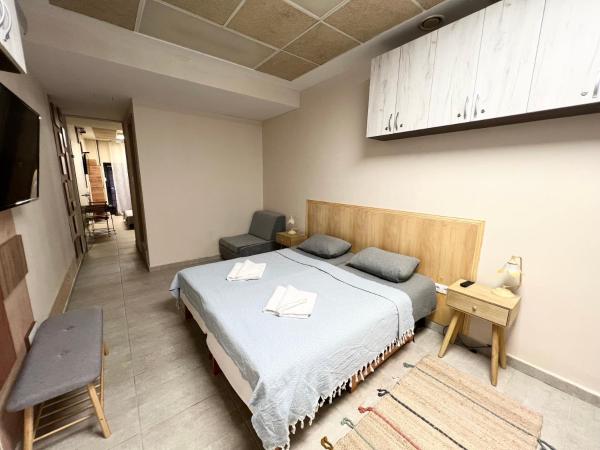 Na zdjęciu widoczny jest obiekt Time Traveling Apartment Sofia Mladost District położony w mieście Sofia.