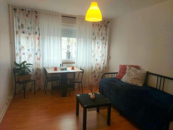 På billedet ses objektet Studio lumineux beliggende i byen Strasbourg.