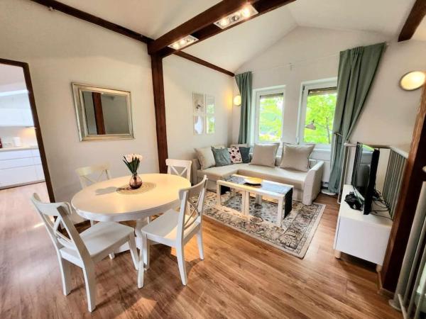 På billedet ses objektet Cozy Apartament Country 6persons close to airport beliggende i byen Rząska.
