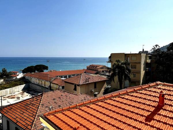 Auf dem Foto ist das Objekt Suite Sea 27 - Sanremo Vista Mare in der Stadt Sanremo zu sehen.