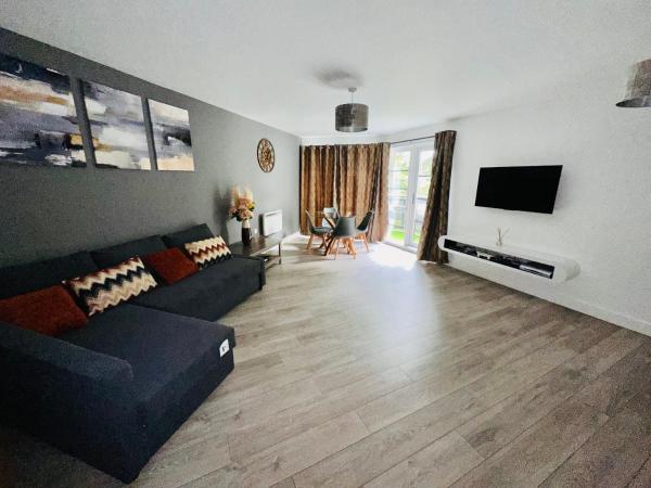 A la foto es mostra l'objecte Luxury Apartments - Wallis Square, Farnborough situat a la ciutat de Cove.